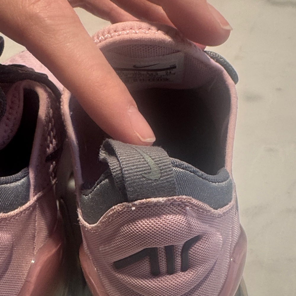 Nike Kids Sneakers in Lavender and Gray - Picture 7 of 7